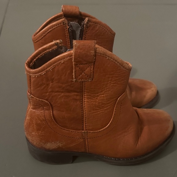 Kids‎ Tan Leather Boots - Picture 2 of 5